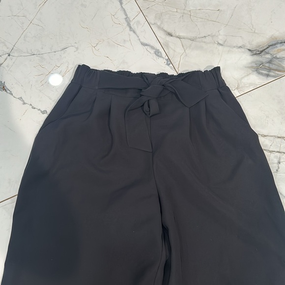 Excellent condition lululemon wide leg trousers size 8 - Picture 2 of 7